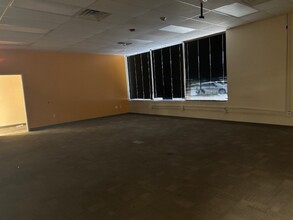 3069-3085 Richlands Hwy, Jacksonville, NC for lease Interior Photo- Image 2 of 8