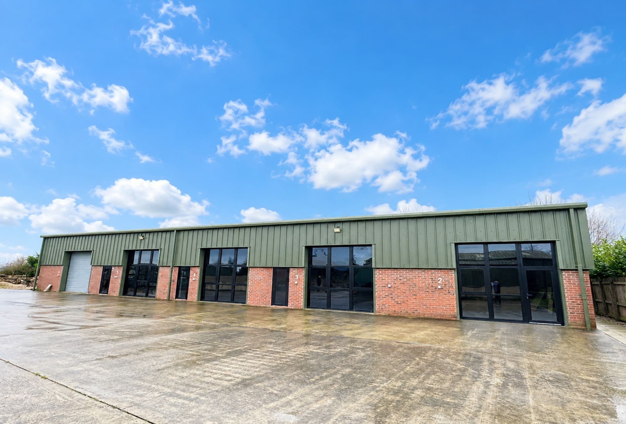 Lewth Ln, Woodplumpton for lease Primary Photo- Image 1 of 3