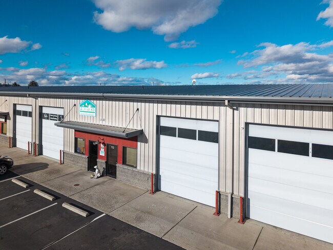 More details for 675 NE Hemlock Ave, Redmond, OR - Industrial for Lease