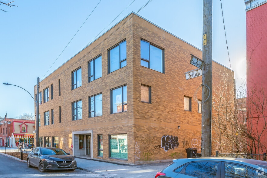 4510-4512 Rue Cartier, Montréal, QC à louer - Photo du bâtiment - Image 2 de 5