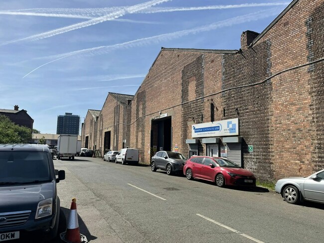 Plus de détails pour Baltic Rd, Bootle - Industriel à louer