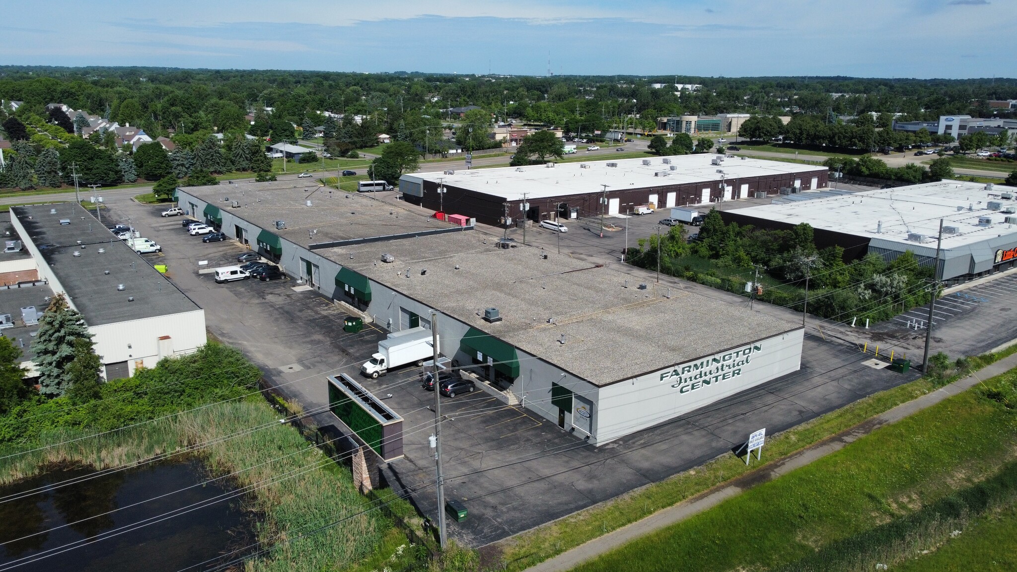 24000-24036 Haggerty Rd, Farmington Hills, MI for sale Building Photo- Image 1 of 1