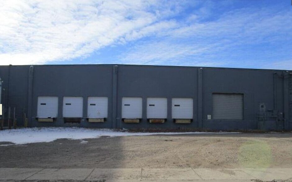 532 S Center St, Adrian, MI à louer - Photo principale - Image 1 de 1