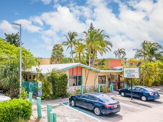 Plus de détails pour 4628 N Ocean Dr, Lauderdale By The Sea, FL - Services hôteliers à vendre