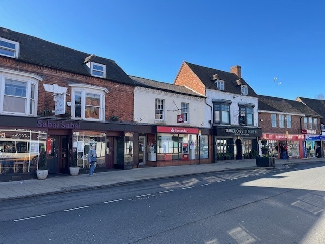 21 Wood St, Stratford Upon Avon à louer - Photo du bâtiment - Image 2 de 4