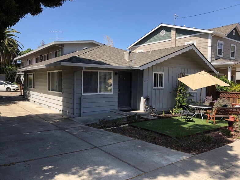 256 Pettis Ave, Mountain View, CA à vendre - Photo du bâtiment - Image 2 de 8