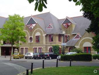 Churchgate, Cheshunt à louer - Photo du bâtiment - Image 2 de 3