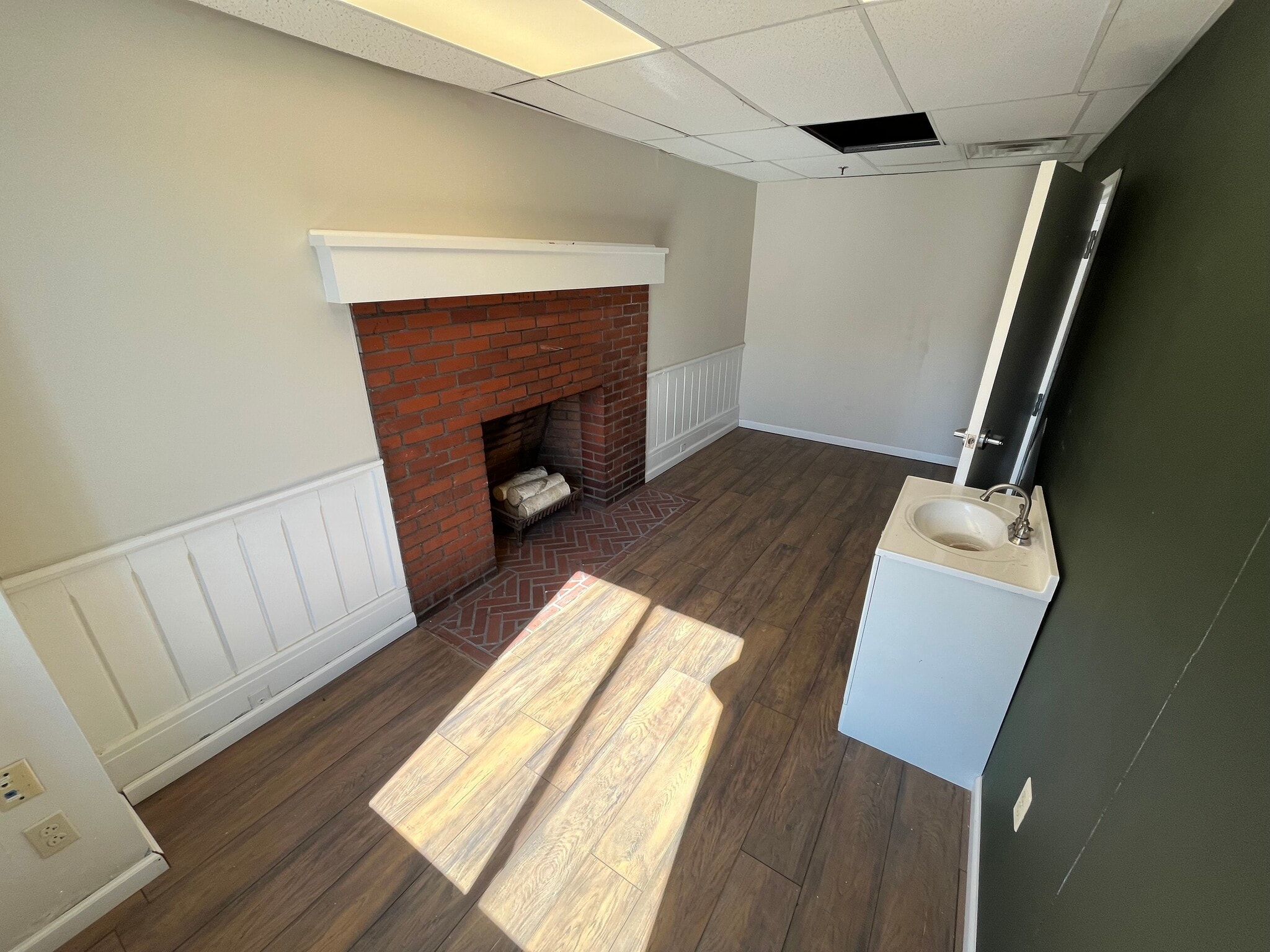 62 Washington St, Middletown, CT à louer Photo intérieure- Image 1 de 4