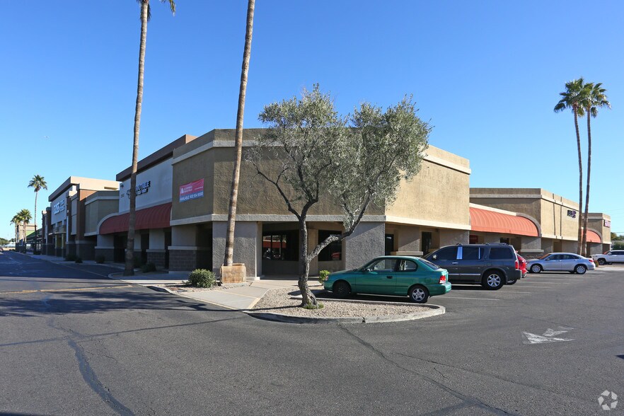 3115-3223 S McClintock Dr, Tempe, AZ à louer - Photo du bâtiment - Image 2 de 4