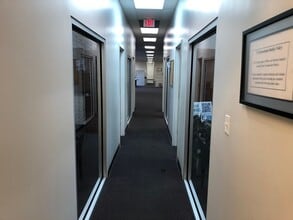 1817 Westinghouse Blvd, Charlotte, NC à louer Photo intérieure- Image 2 de 4