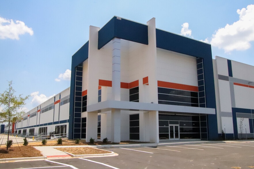 Overlook 85, Kannapolis, NC à louer - Photo du bâtiment - Image 2 de 2