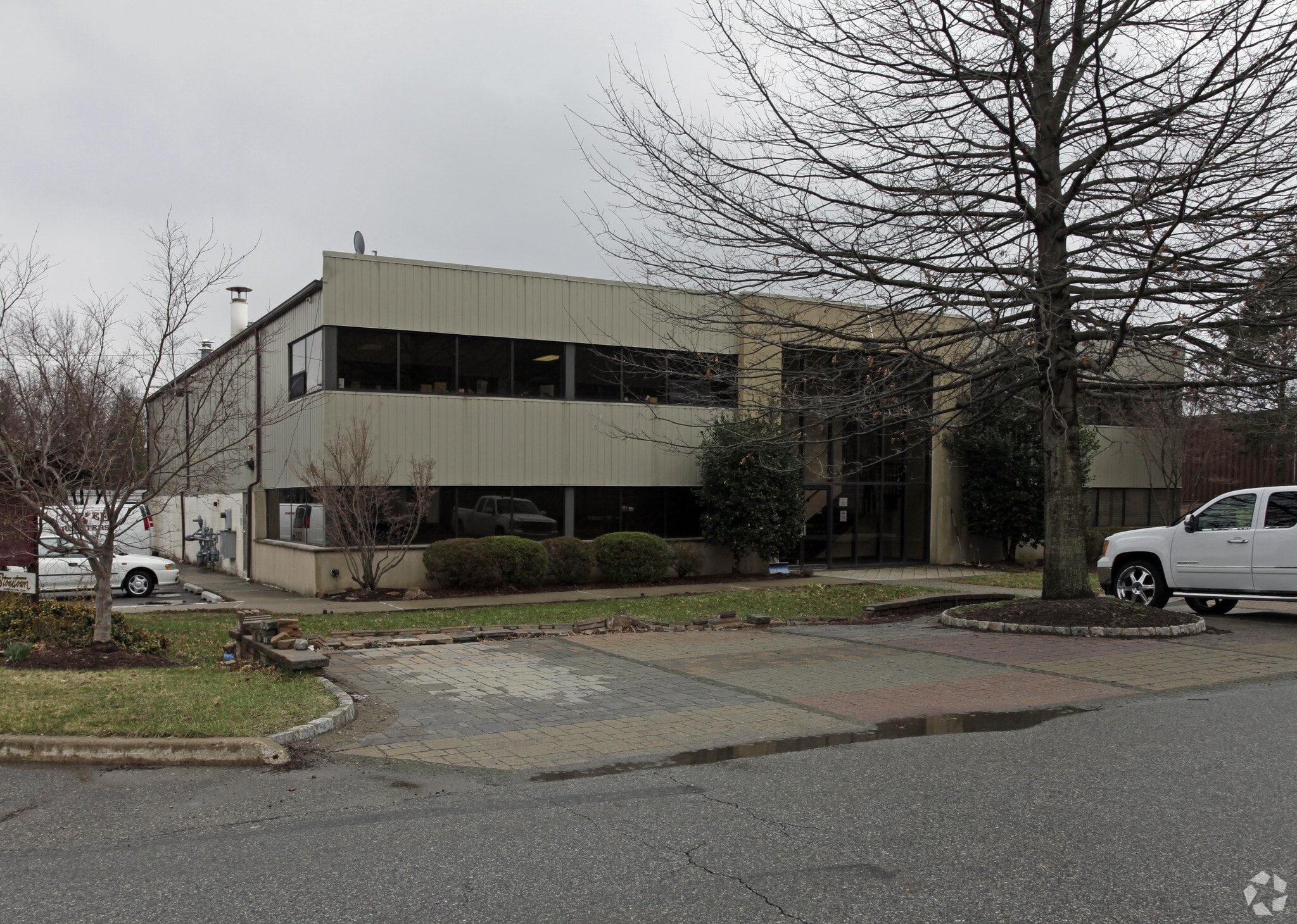 29 Edison Ave, Oakland, NJ for lease Primary Photo- Image 1 of 29