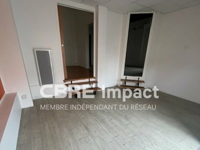 22 Rue Fenelon, Dijon for lease - Interior Photo - Image 3 of 7