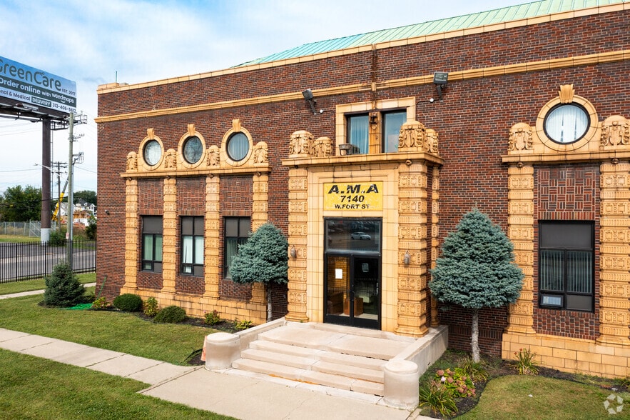 7140 W Fort St, Detroit, MI for lease - Building Photo - Image 3 of 5