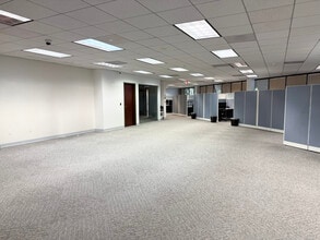 3802 Corporex Park Dr, Tampa, FL for lease Interior Photo- Image 2 of 3