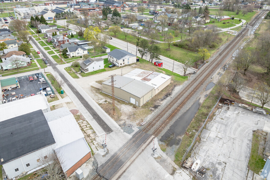 431 E North St, Fostoria, OH for sale - Aerial - Image 2 of 6