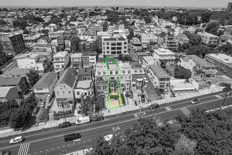 298 Paterson Plank Rd, Jersey City, NJ à vendre - Photo du bâtiment - Image 3 de 7