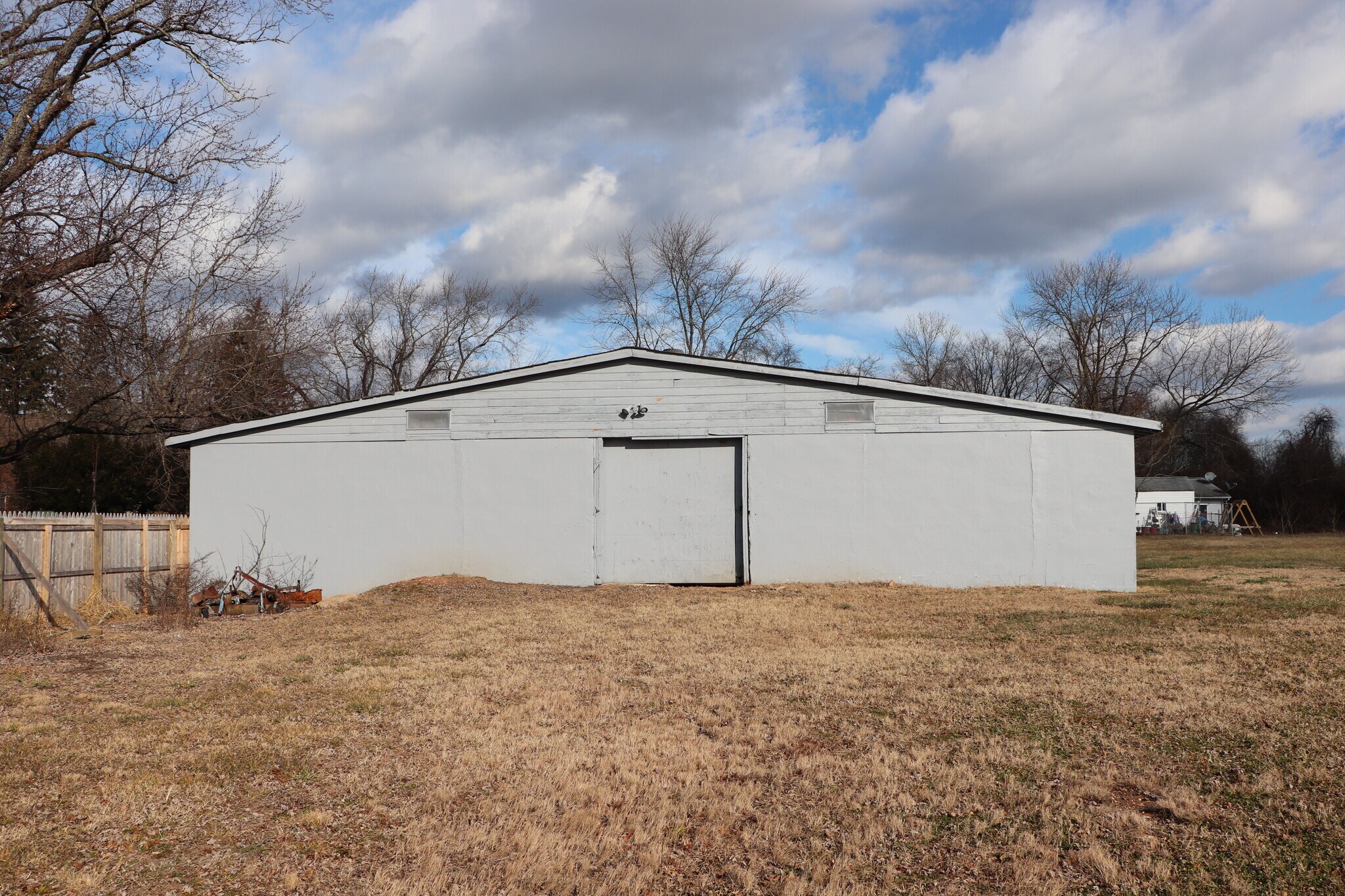 919 Lakewood Farmingdale Rd, Howell, NJ à louer Photo du bâtiment- Image 1 de 24