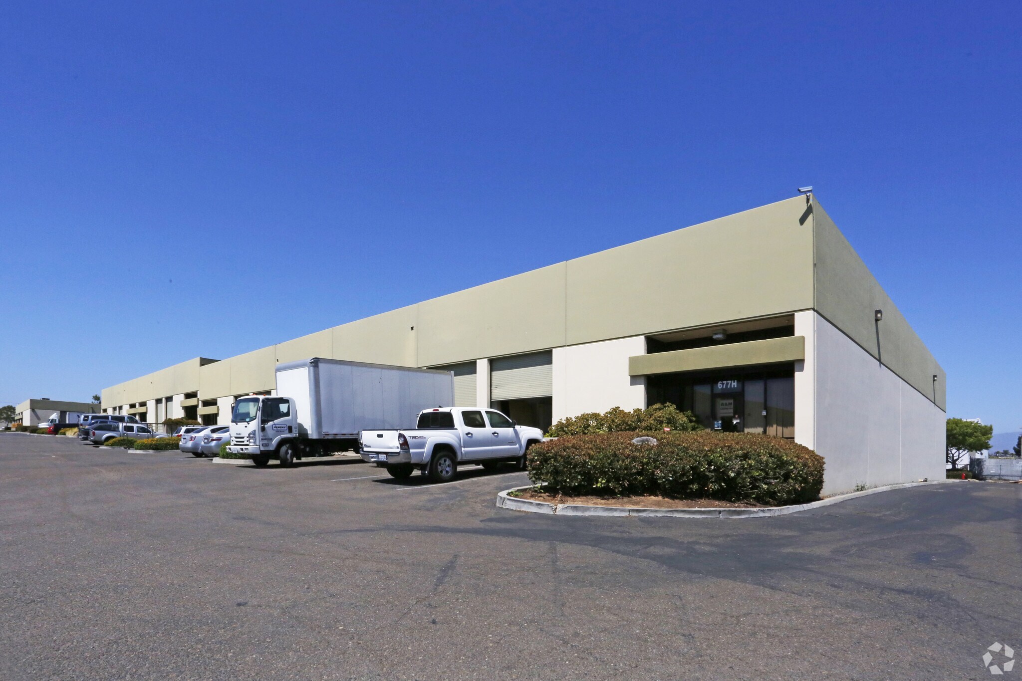 677 Anita St, Chula Vista, CA for lease Primary Photo- Image 1 of 3