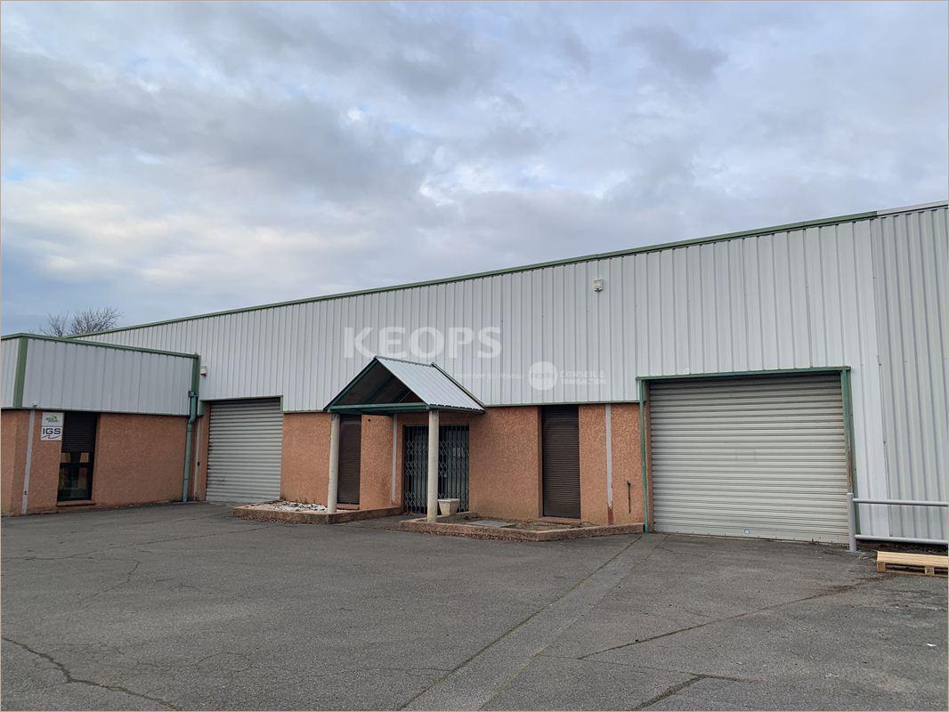 Flex in Toulouse for lease Building Photo- Image 1 of 2