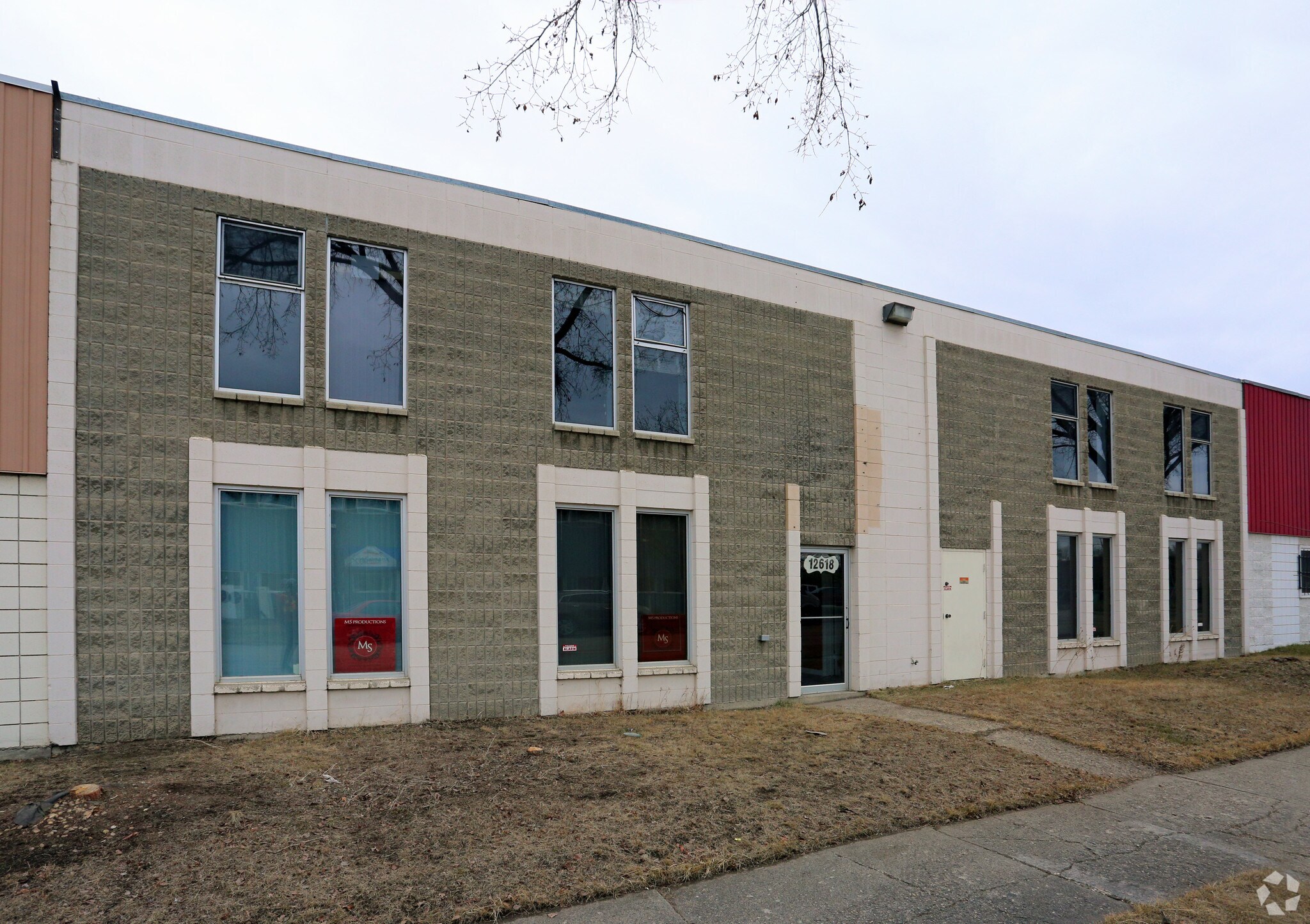 12618 124 St NW, Edmonton, AB à vendre Photo du bâtiment- Image 1 de 6