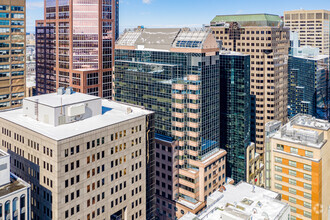 999 Boul De Maisonneuve O, Montréal, QC - Aérien  Vue de la carte