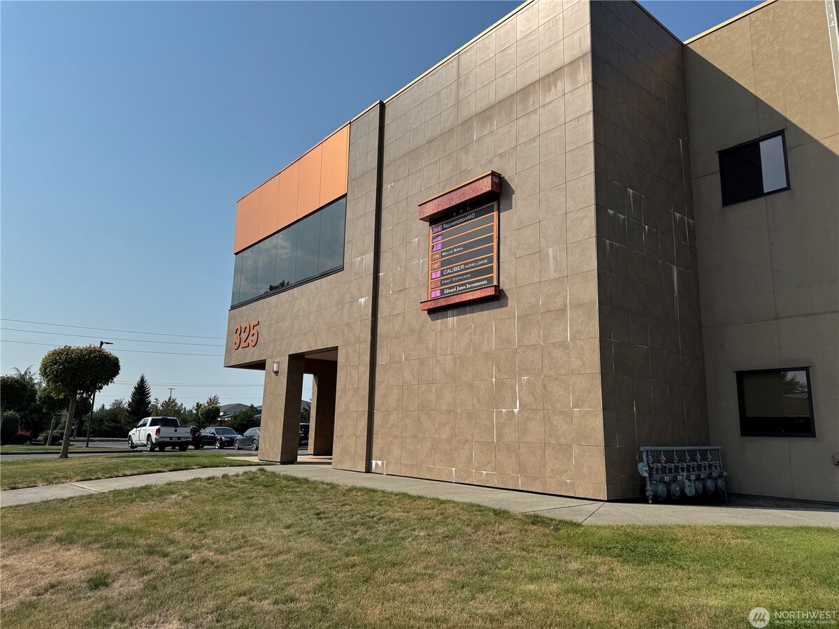 325 E George Hopper Rd, Burlington, WA 98233 - Unité 202 - - Photo intérieure - Image 2 of 18