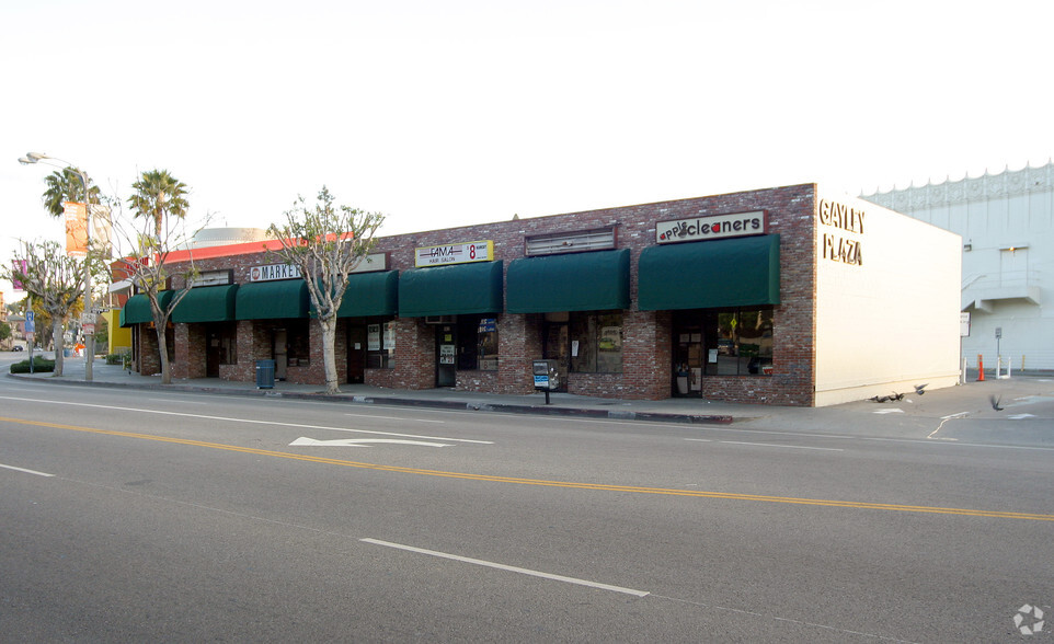 950-966 Gayley Ave, Los Angeles, CA à louer - Photo principale - Image 1 de 9