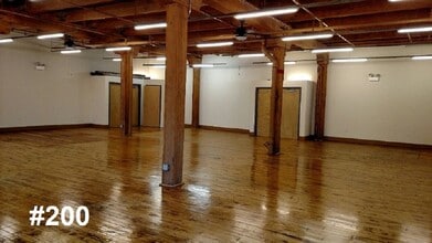 333 N Oakley Blvd, Chicago, IL for lease Interior Photo- Image 2 of 4