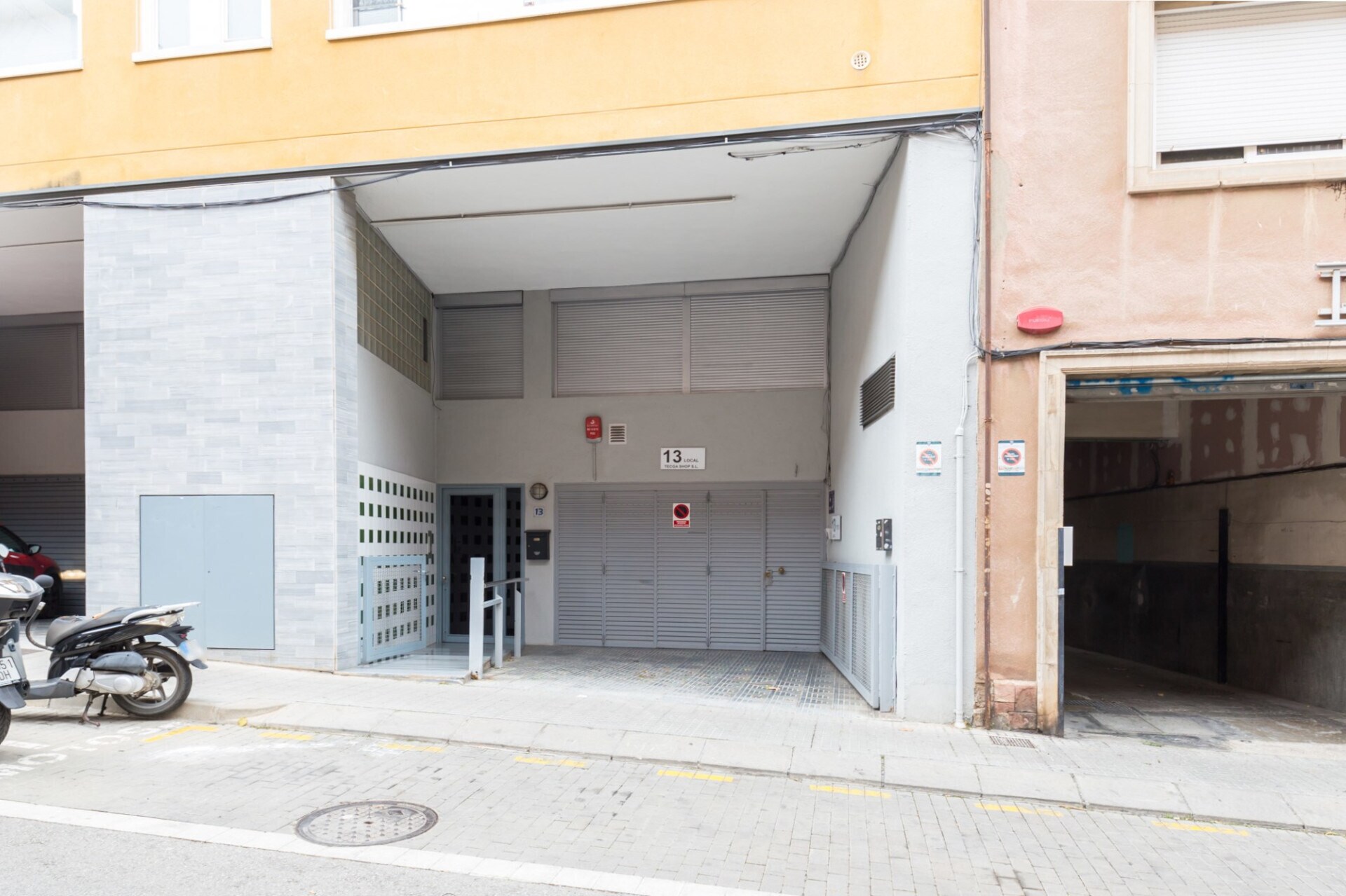 Commerce de détail dans Esplugues de Llobregat, Barcelona à vendre Photo intérieure- Image 1 de 2