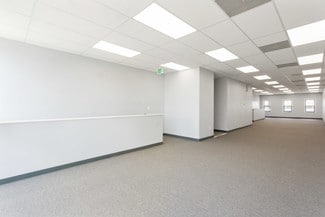 Plus de détails pour 6810 Eastern Ave, Baltimore, MD - Bureau/Commerce de détail à louer