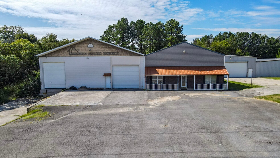 5534/5546 Waterlevel Hwy, Cleveland, TN for sale - Primary Photo - Image 1 of 63