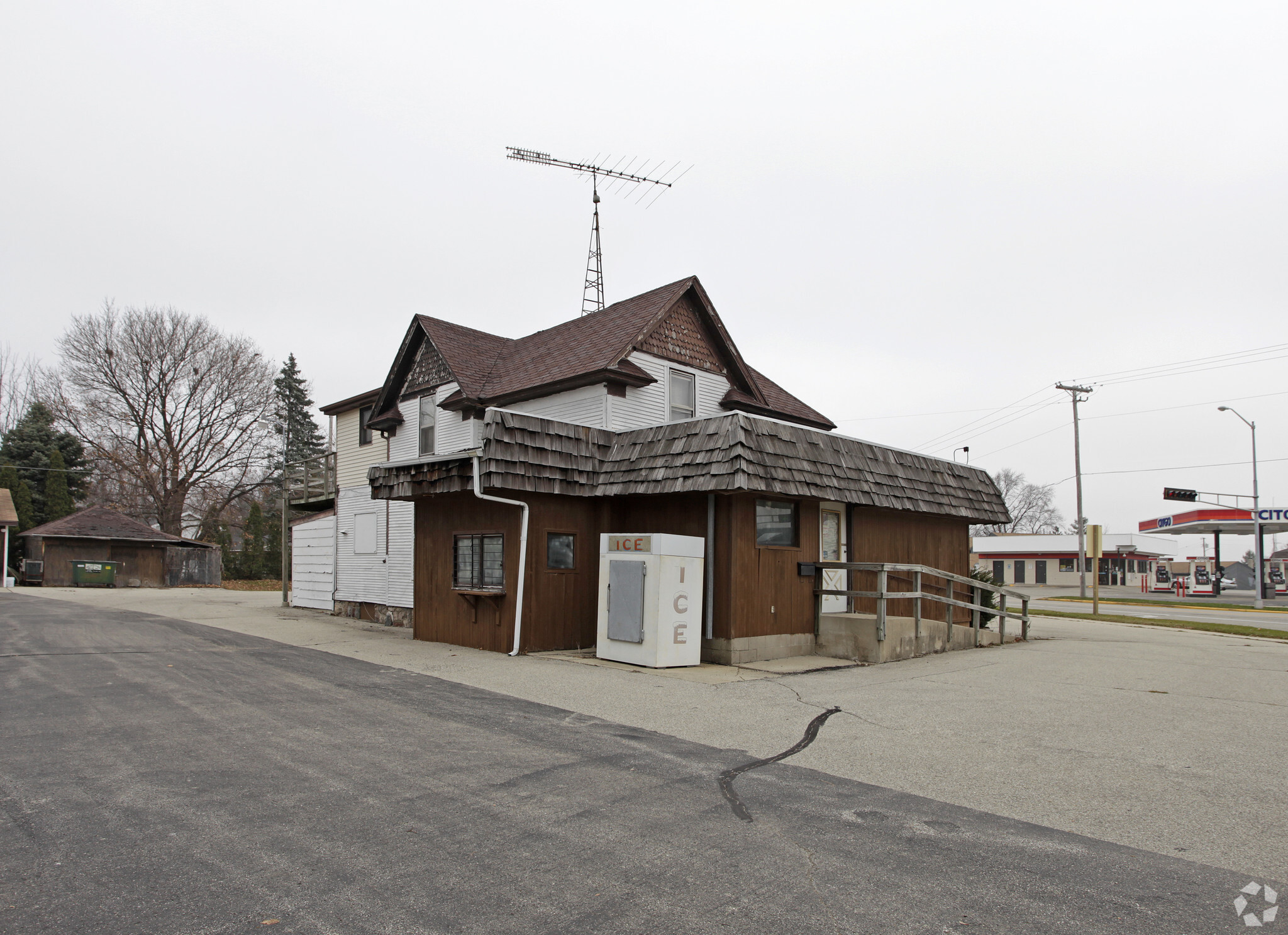 1265 Racine St, Delavan, WI for sale Primary Photo- Image 1 of 1