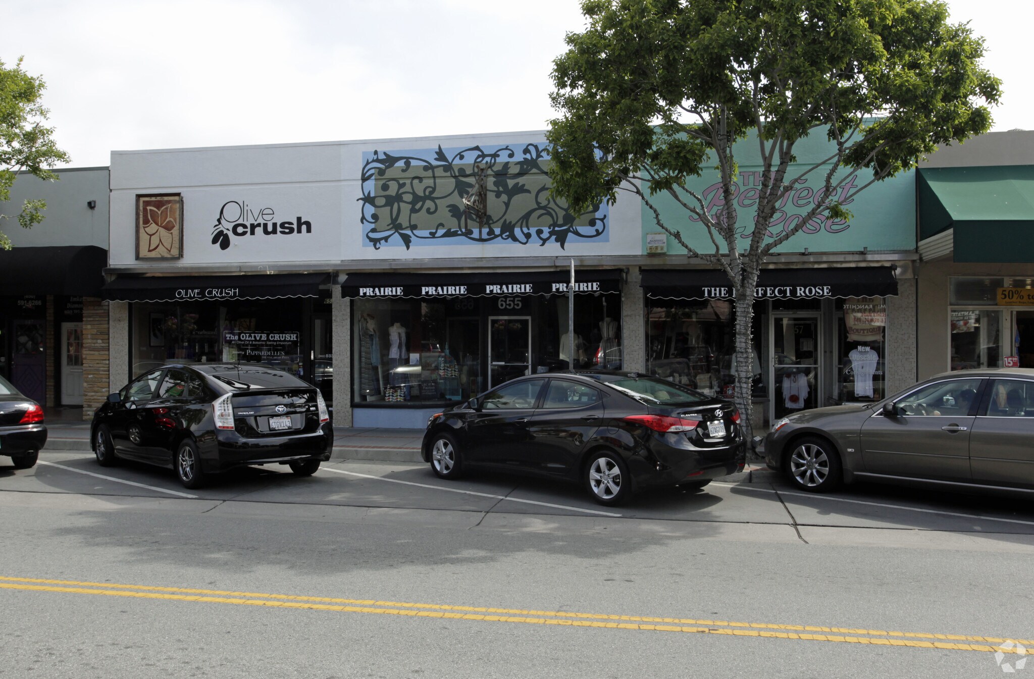 653-657 Laurel St, San Carlos, CA à vendre Photo principale- Image 1 de 3