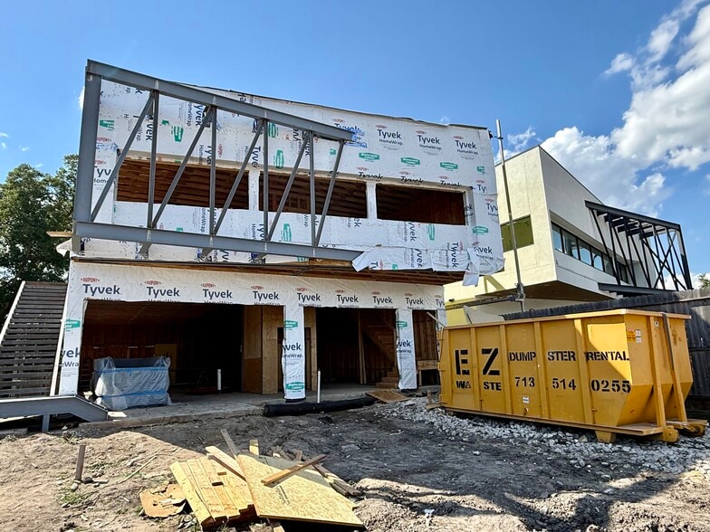 6815 N Main St, Houston, TX for lease - Construction Photo - Image 2 of 11