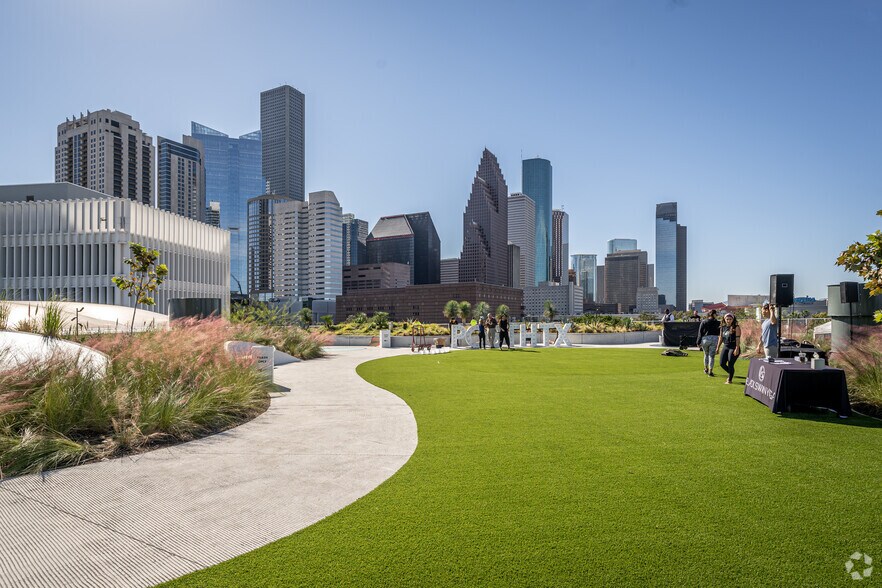 401 Franklin St, Houston, TX à louer - Photo du bâtiment - Image 1 de 23