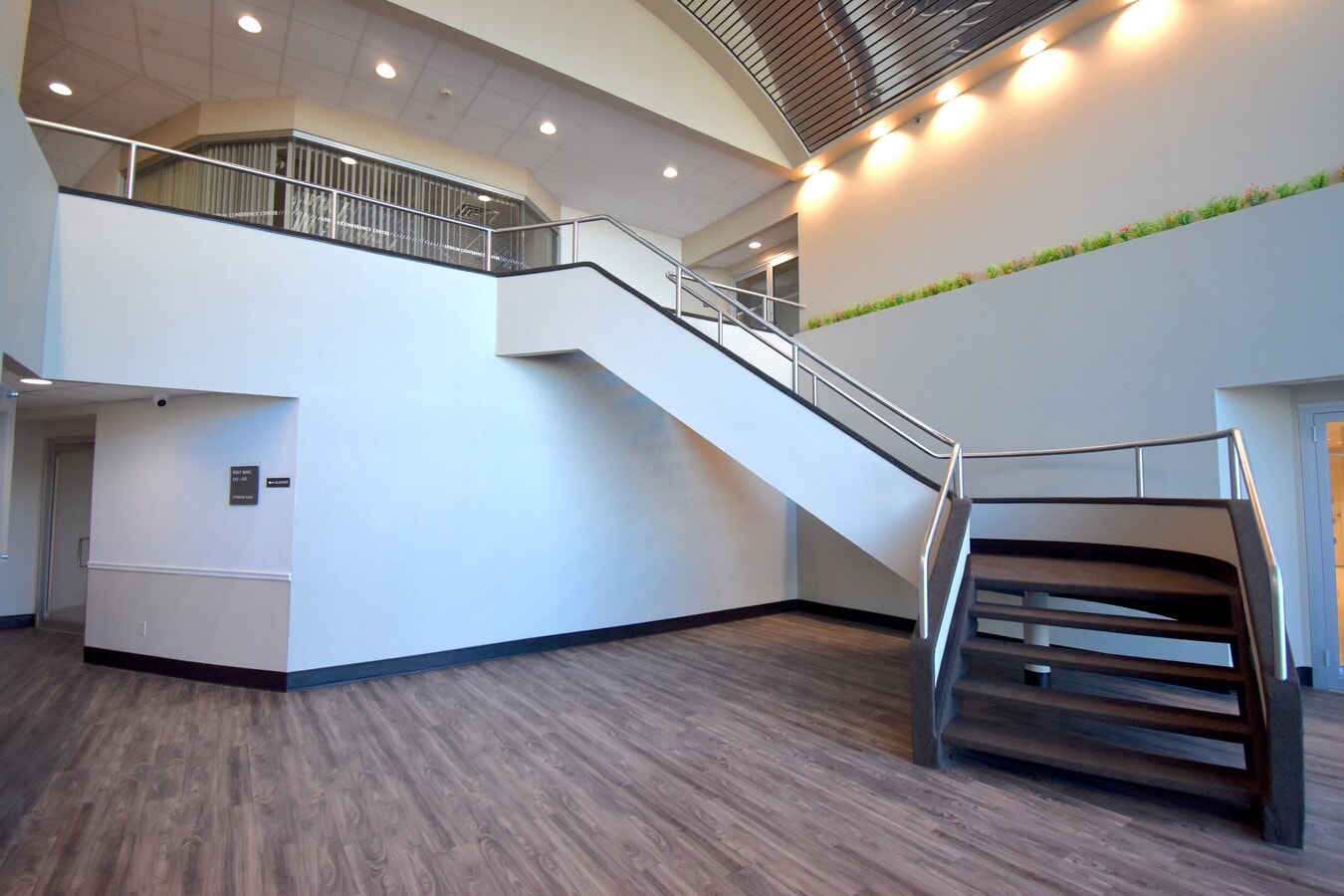 775 Park Ave, Huntington, NY 11743 - Unité 115 -  - Photo intérieure - Image 1 of 6