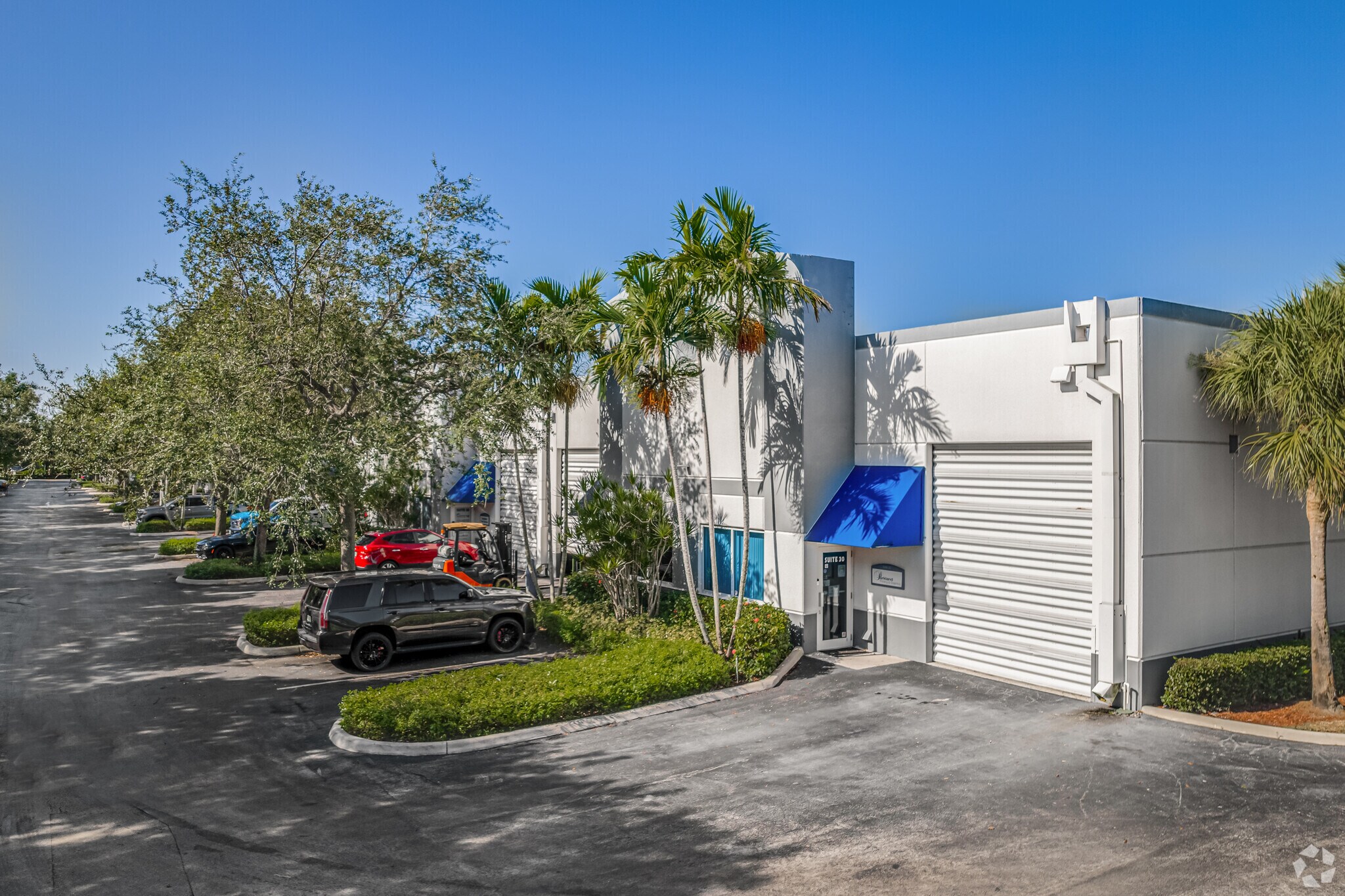4811 Lyons Technology Pky, Coconut Creek, FL for lease Primary Photo- Image 1 of 5