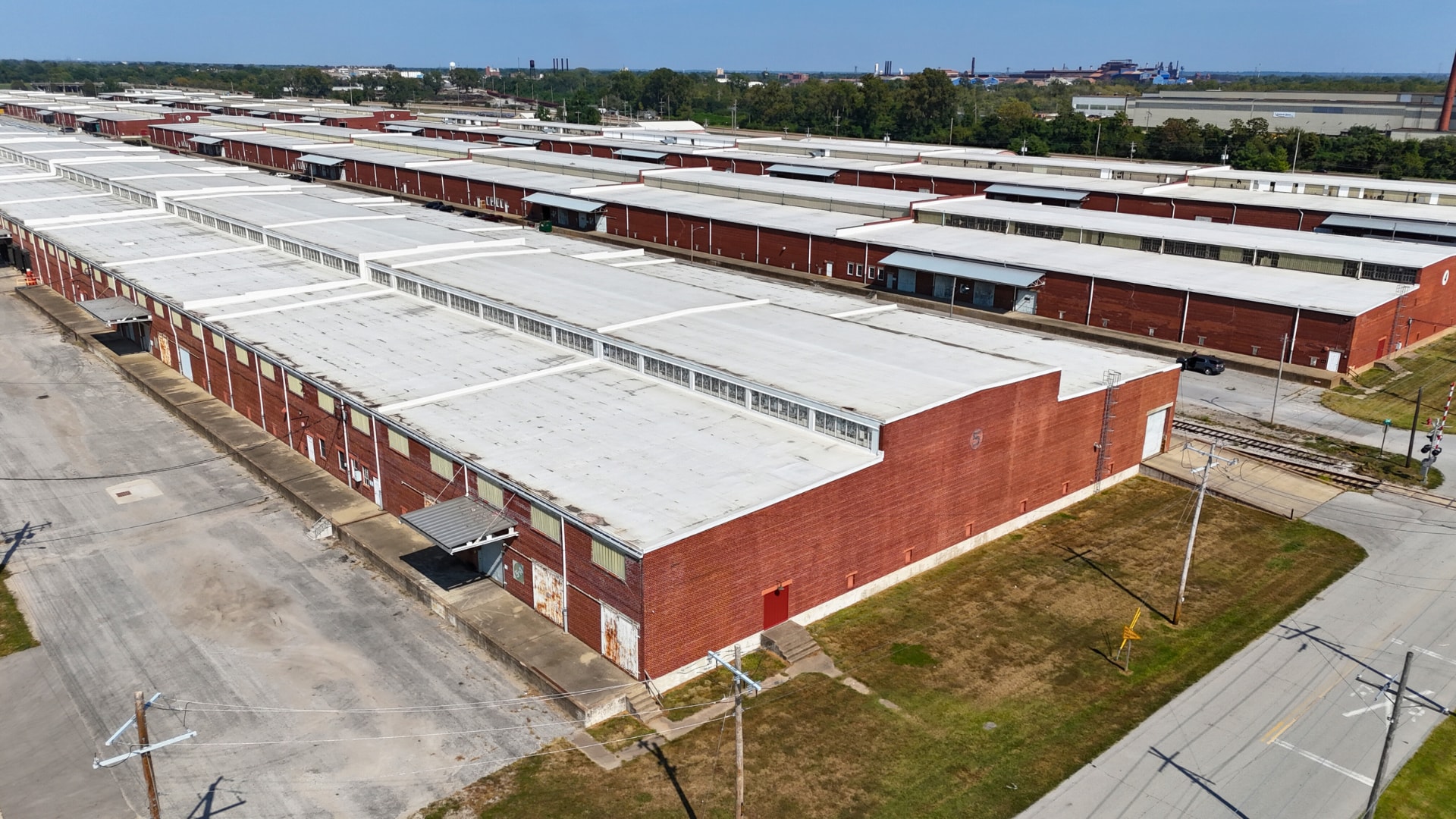 1200 W 4th St, Granite City, IL for lease Interior Photo- Image 1 of 5