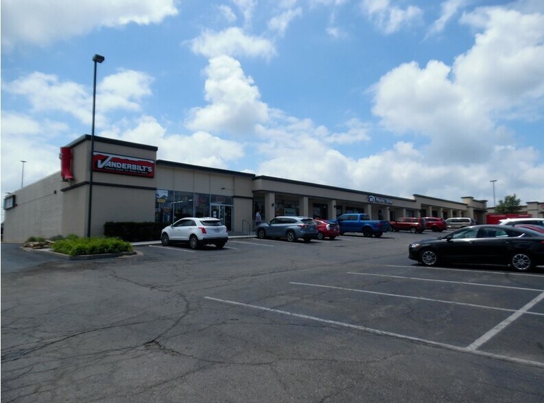 2935 SW Topeka Blvd, Topeka, KS for lease - Building Photo - Image 1 of 4