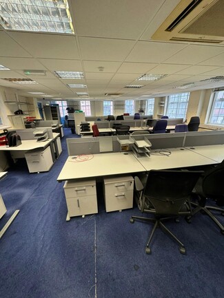 Plus de détails pour 15 Monck St, Londres - Bureau à louer