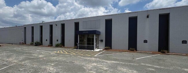 Plus de détails pour 2903 Lee Ave, Sanford, NC - Industriel à louer