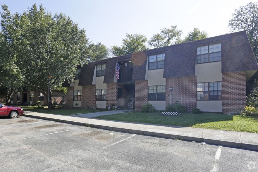 502 Clinch View Apts, Rutledge, TN for sale - Building Photo - Image 3 of 7