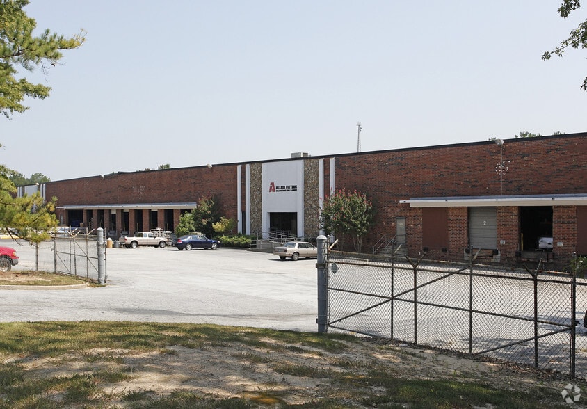 6040 Lagrange Blvd SW, Atlanta, GA à louer - Photo principale - Image 1 de 3