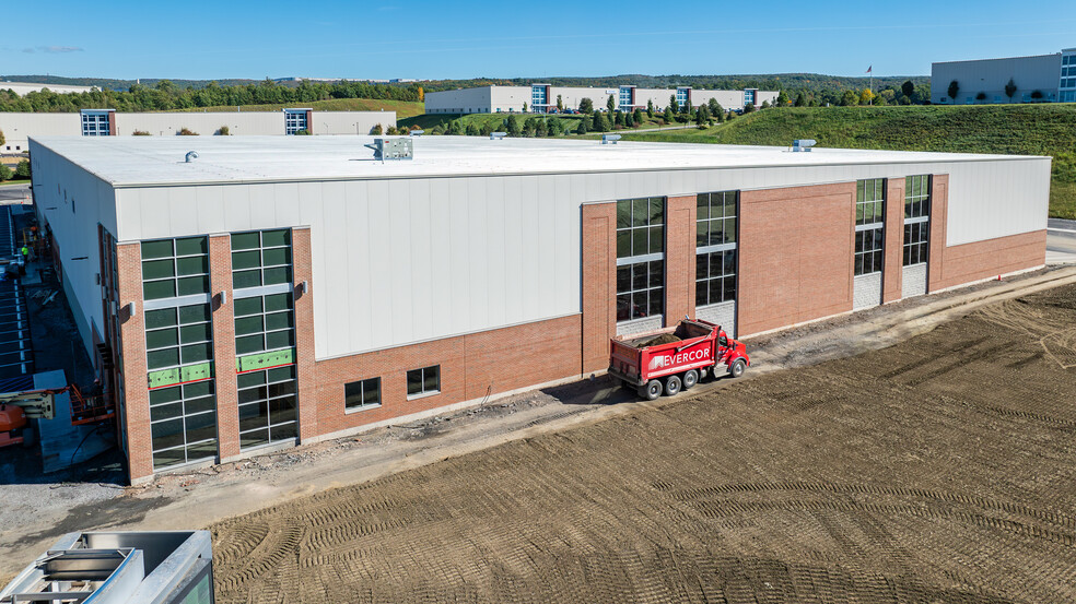 400 Keystone Ave, Jenkins Township, PA for lease - Aerial - Image 2 of 7