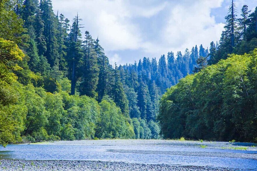 CA-36, Hydesville, CA à vendre - Photo principale - Image 1 de 6