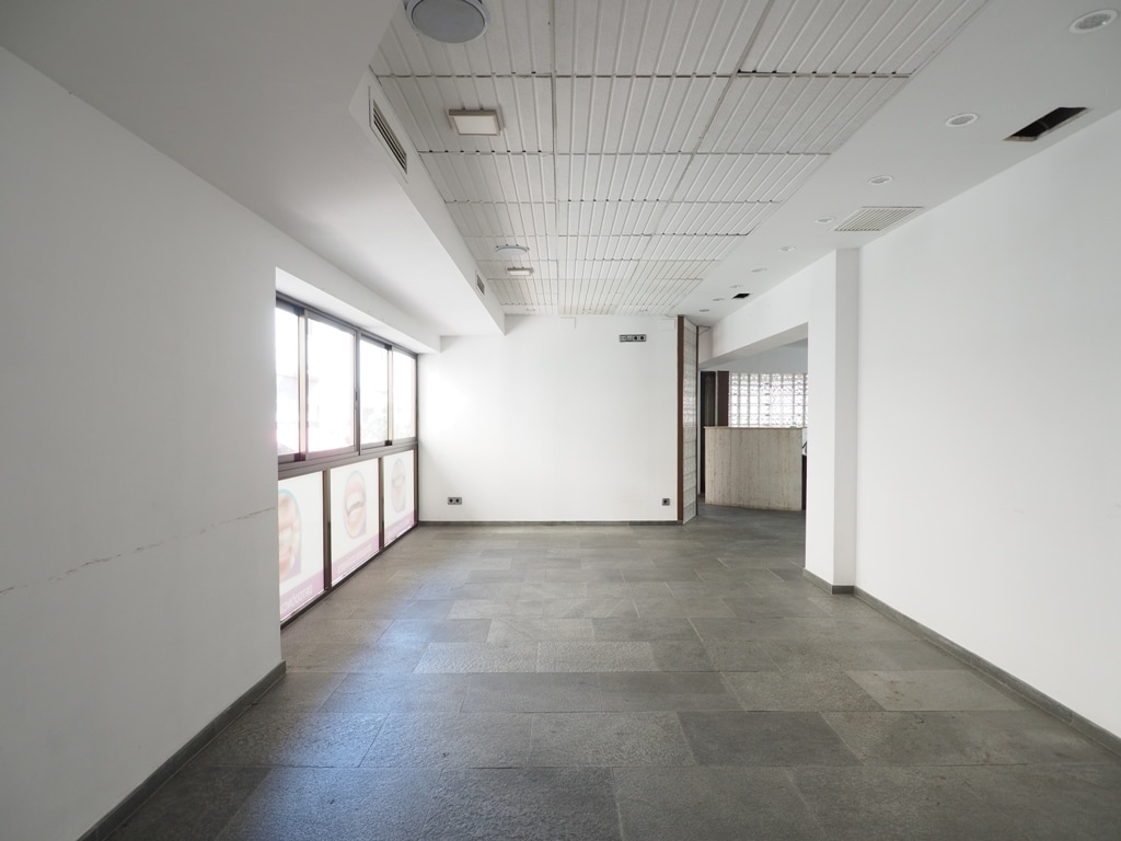 Office in Granollers, Barcelona for lease Interior Photo- Image 1 of 22