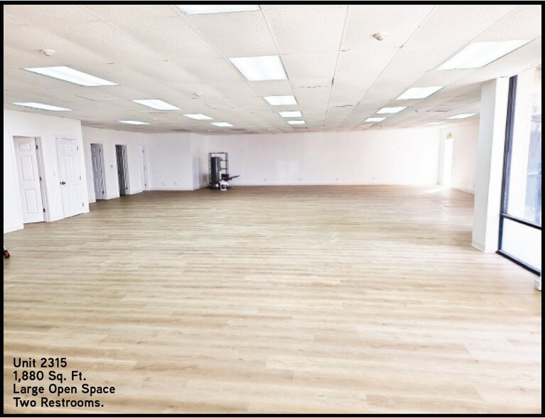 2301-2353 W Whittier Blvd, Montebello, CA à louer - Photo du bâtiment - Image 2 de 39