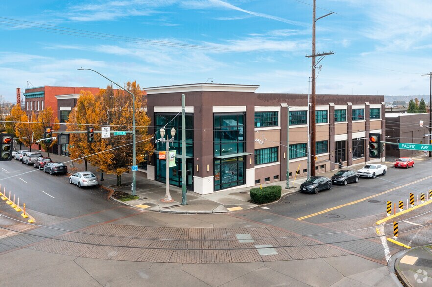 2413-2415 Pacific Ave, Tacoma, WA à louer - Photo du bâtiment - Image 1 de 5