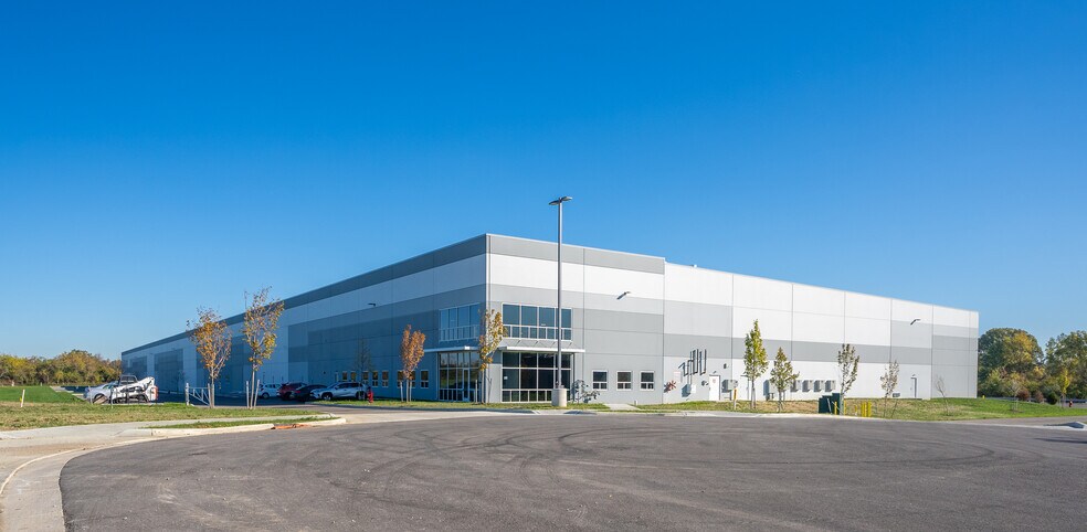 456 Outerbelt St, Columbus, OH à louer - Photo du bâtiment - Image 1 de 3